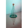 Moderner Spiral-Weihnachtsbaum mit Stern